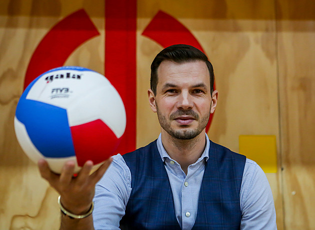 Volejbal musí bavit, předsevzal si šéf Jihostroje. Ženy chce vidět v extralize