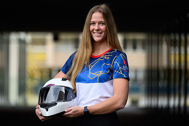 Tanec, či fotbal? Kdepak! Tajcnárová se oklikou dostala k bobům, teď sní o hrách