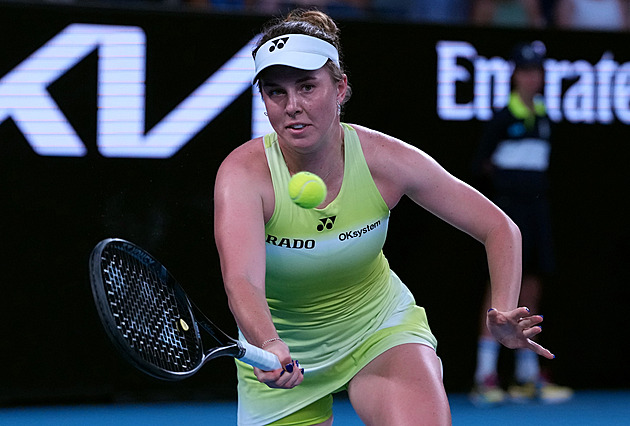 Nosková v Dubaji přetlačila Liovou, Fritz a Shelton si v Dallasu zahrají finále