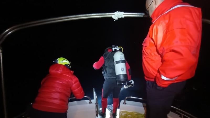 Na Třebíčsku zmizel policejní potápěč. Během výcviku se nevynořil z vody