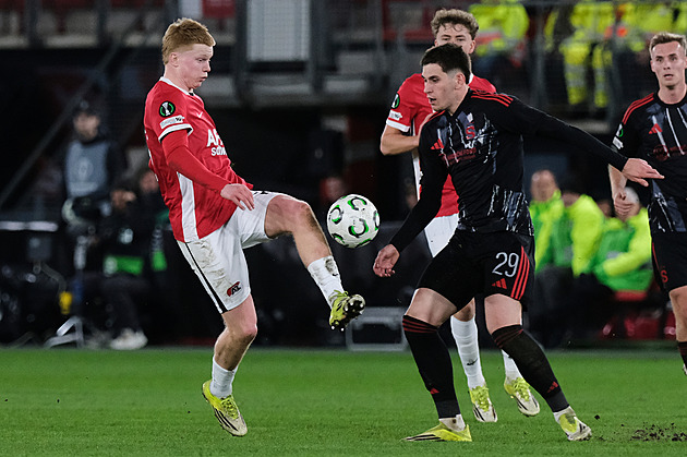 Mám smíšené pocity, hodnotil Vojta gól Alkmaaru. Spartu po půli trápila únava