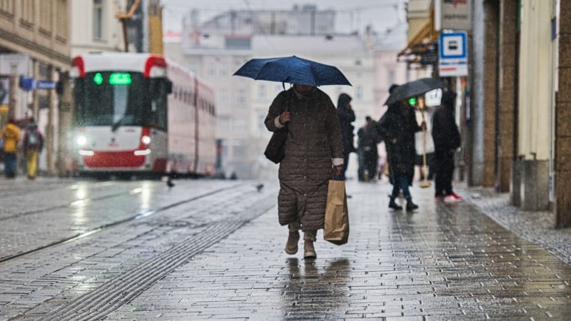 Sledujte RADAR: O víkendu má pršet i sněžit. Podívejte se, kde se na co připravit
