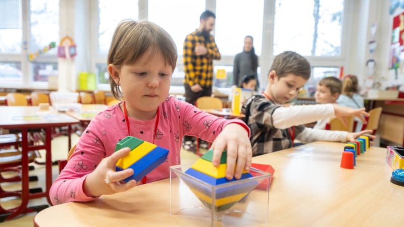 Pobouření kvůli delším prázdninám: Plago, hlídej si děti u sebe na zahradě, zuří rodiče