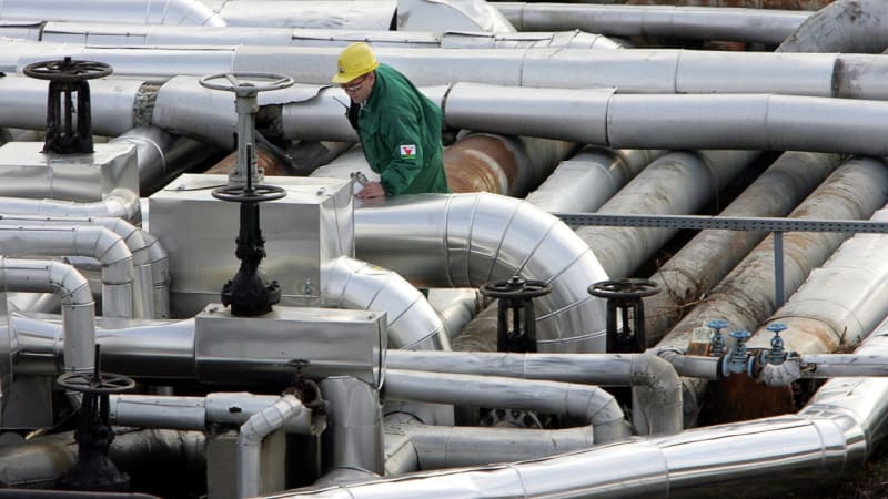 Slovensko se dočká ropy. Na ukrajinské straně začalo napouštění opravené Družby