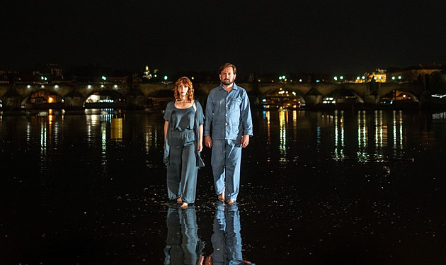 Vica Kerekes je slovanská bohyně. Alespoň tedy ve filmu Máma a Táta jsou Boží