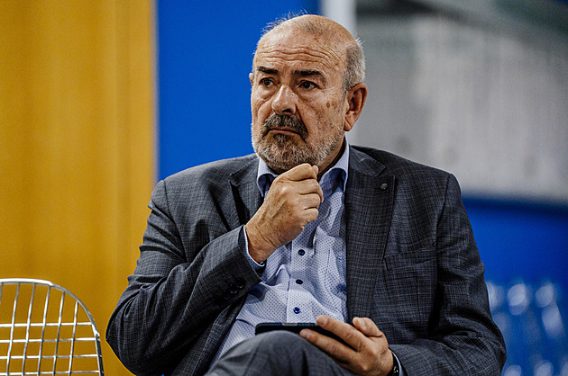 Ředitel DPP vypovídá v Dozimetru. Bojí se mě, myslí si o spolupracovnících