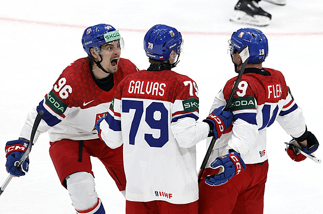 Česko - Itálie 3:1. Úleva. Hokejisté se znovu trápili s outsiderem, museli otáčet